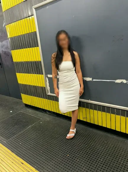 Emilia, 34