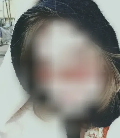Fatma, 19