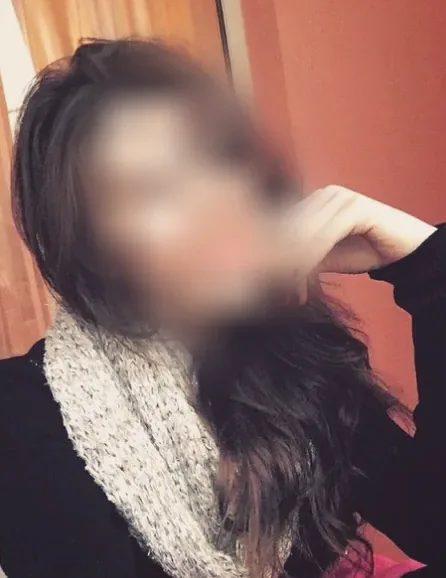 Jasmin, 28