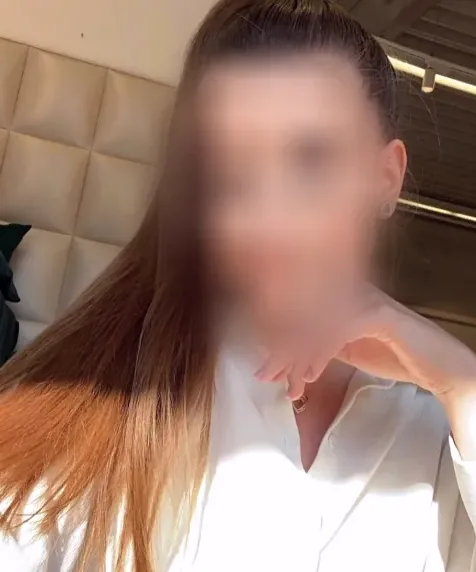 Maja, 28