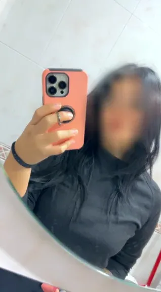 Marie, 30