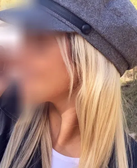 Svenja, 31